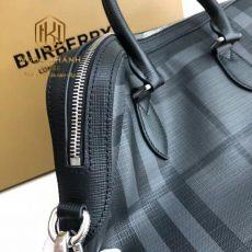 Túi xách nam Burberry