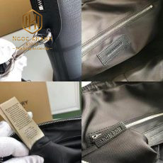 Tui xach nam Burberry hoa tiet ke o mau xam 5