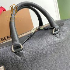 Túi xách nam Burberry