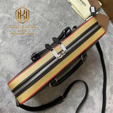 Túi xách nam Burberry