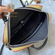Túi xách nam Burberry