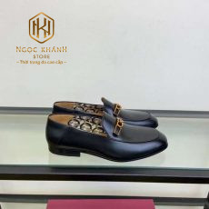 giay luoi salvatore ferragamo nam mau den da bong khoa vang 3