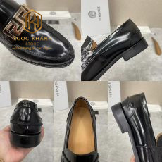 giay luoi versace nam mau den da bong hoa tiet khoa vang 3