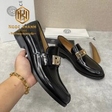 giay luoi versace nam mau den da bong hoa tiet khoa vang 5 1