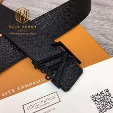 that lung louis vuitton nam da taiga mat khoa logo xuong den 9