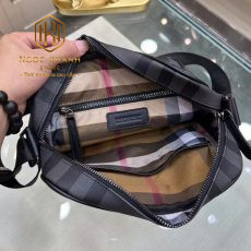 tui deo cheo nam burberry hoa tiet ke o mau xam logo noi 7