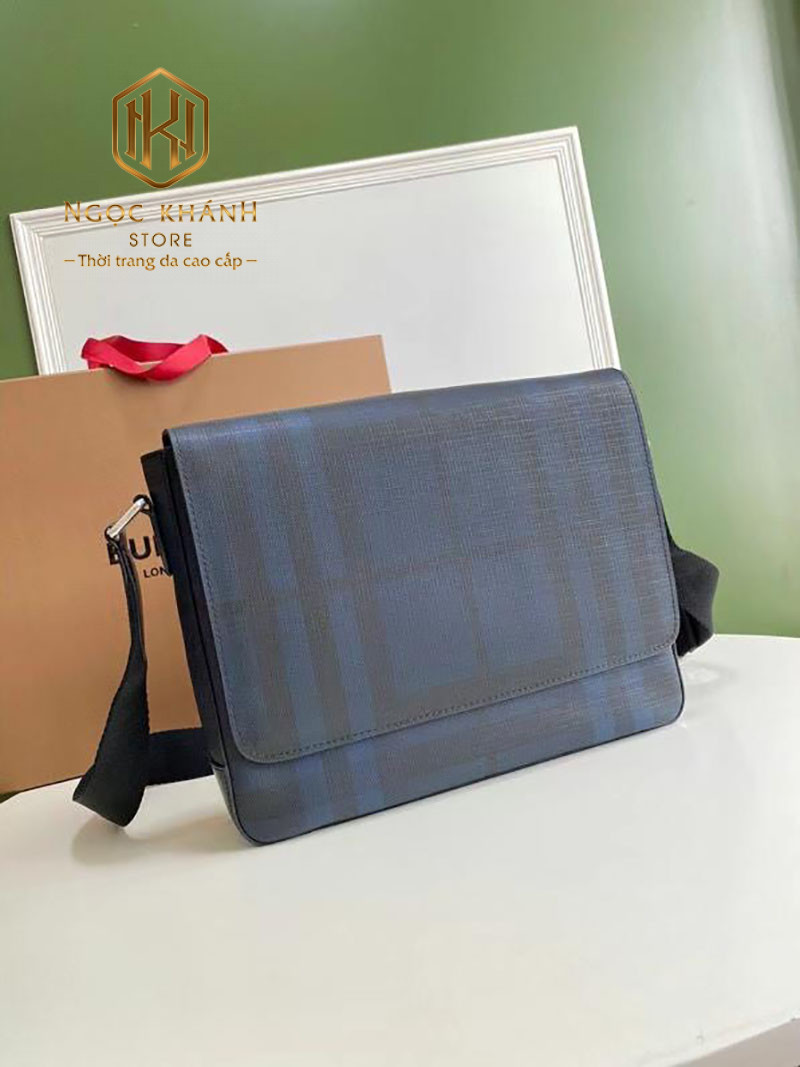 tui deo cheo nam burberry hoa tiet ke o mau xanh nap day 1 1