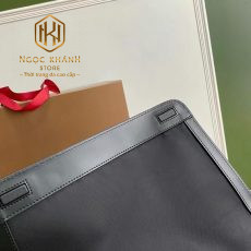 tui deo cheo nam burberry hoa tiet ke o mau xanh nap day 2