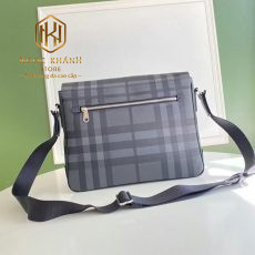 Túi đeo chéo nam burberry