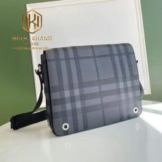 tui deo cheo nam burberry hoa tiet ke o nap day khuy tron 5