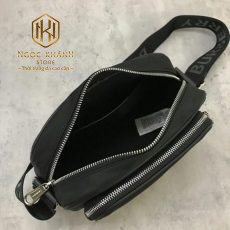 Túi đeo chéo nam Burberry