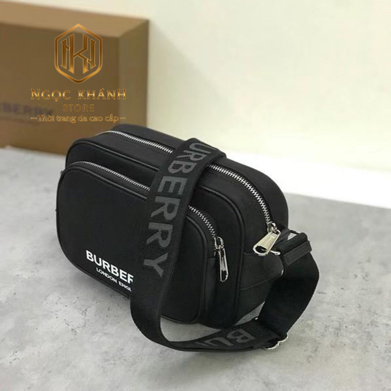 Túi đeo chéo nam Burberry