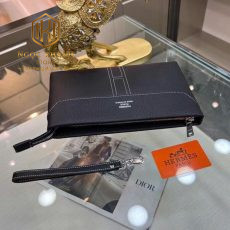 vi hermes nam cam tay da nhan hoa tiet chu in mau den 5