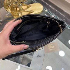 vi nam burberry cam tay mau nau hoa tiet ke soc 3 2