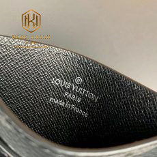 Ví nam Louis Vuitton