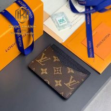 vi nam louis vuitton dung the hoa tiet hoa nau 2 1