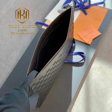 Ví nam Louis Vuitton