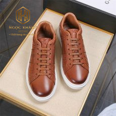 giay nam gucci mau nau hoa tiet dap logo vien chu 2