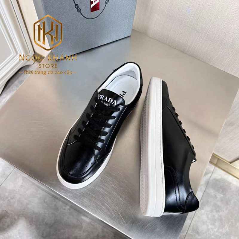 Giày nam Prada