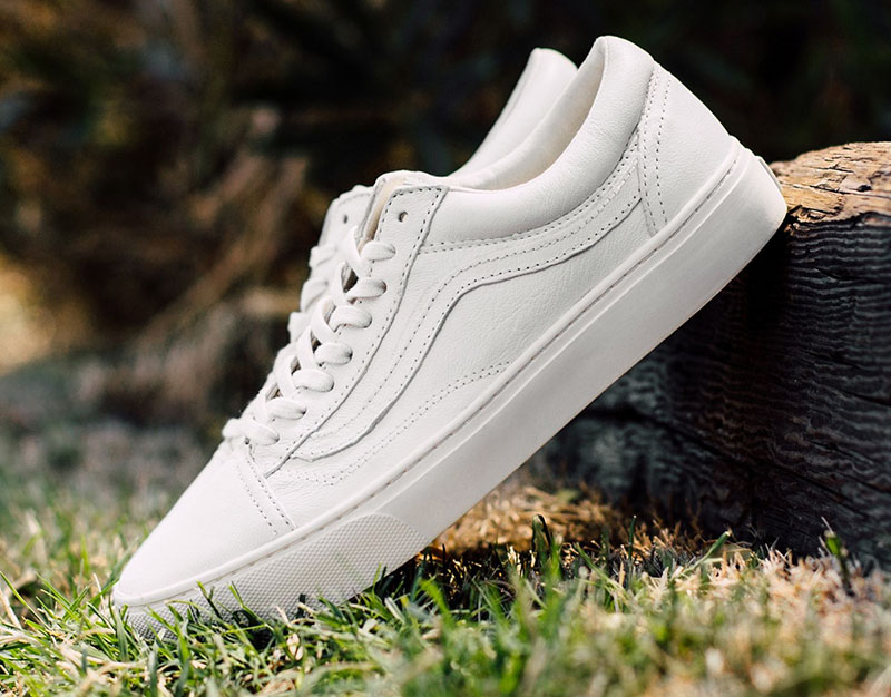 Giày sneaker nam trắng