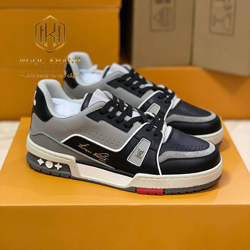 Giày sneaker nam đen: Top 11+ mẫu giày ấn tượng dành cho bạn 12 Giay sneaker nam den