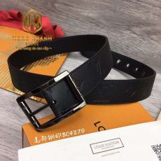 that lung louis vuitton nam day dap logo mat khoa kim mau den 10 1