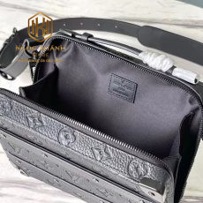 Túi đeo chéo Louis Vuitton