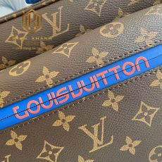 Túi đeo chéo Louis Vuitton