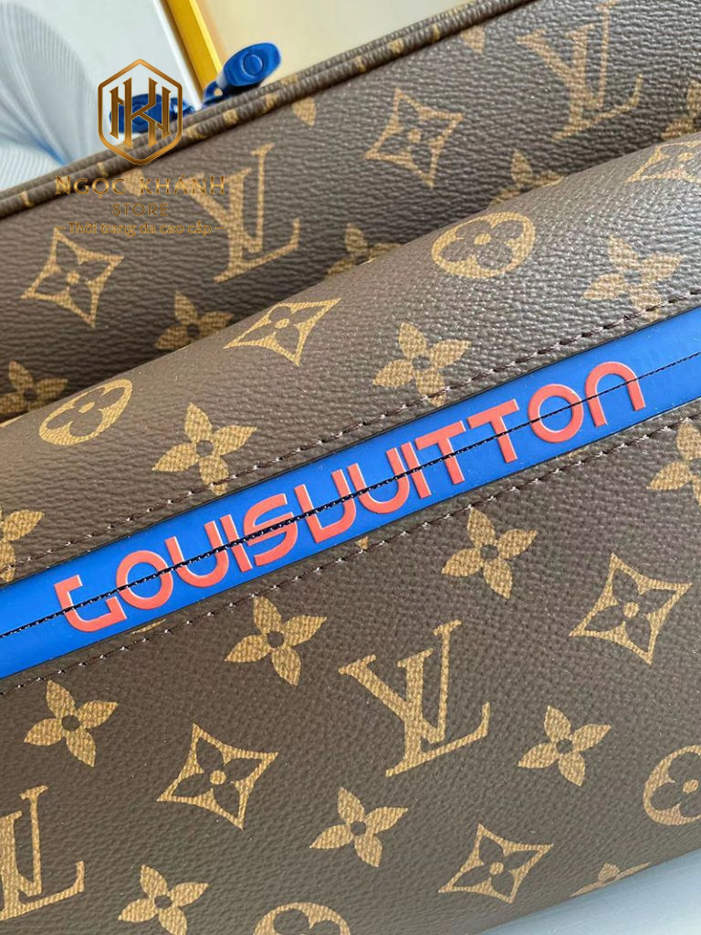 Túi đeo chéo Louis Vuitton