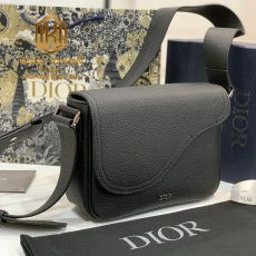 tui deo cheo nam dior mau den da nhan logo noi 3 1