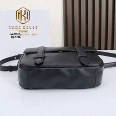 Tui deo cheo Montblanc nam