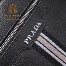 Túi đeo chéo nam Prada