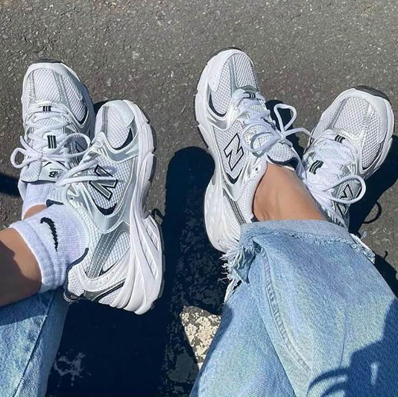 Giày nam nữ đều mang được