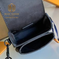 Túi đeo chéo nam Louis Vuitton