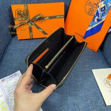 vi hermes nam dang dai mau den hoa tiet chu h khoa vang 2