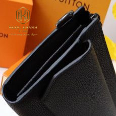 vi nam louis vuitton mau den da nhan hoa tiet logo dang ngang 7