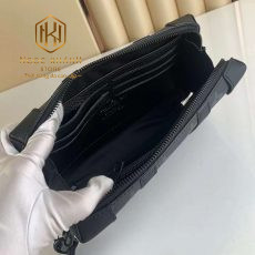 Túi đeo chéo Louis Vuitton