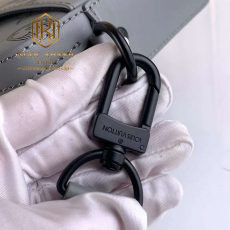 Túi đeo chéo Louis Vuitton