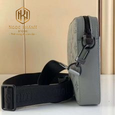 Túi đeo chéo Louis Vuitton