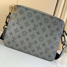 Túi đeo chéo Louis Vuitton