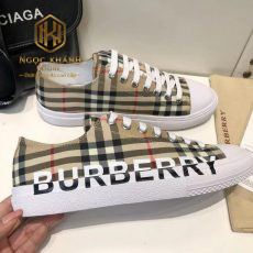 giay nam burberry hoa tiet ke nau phoi chu 5