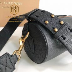 Túi đeo chéo Burberry nam