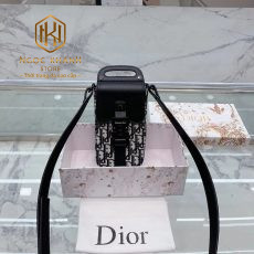 Túi đeo chéo Dior