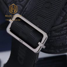 Túi đeo chéo Dior