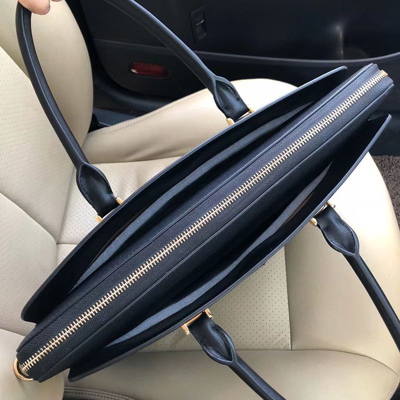 Túi xách nam Prada