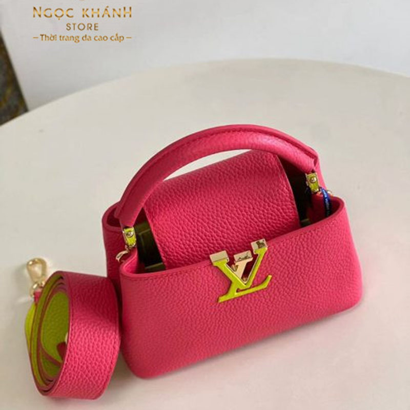 tui xach nu louis vuitton capucines bb mau hong da nhan khoa logo vang 5 500x666 2