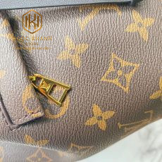 Ba lô nữ Louis Vuitton