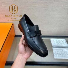 Giày lười Hermes