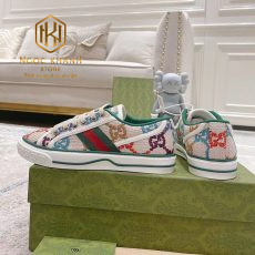 Giày nam Gucci
