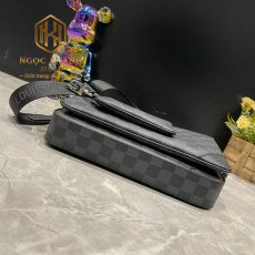 Túi đeo chéo Louis Vuitton